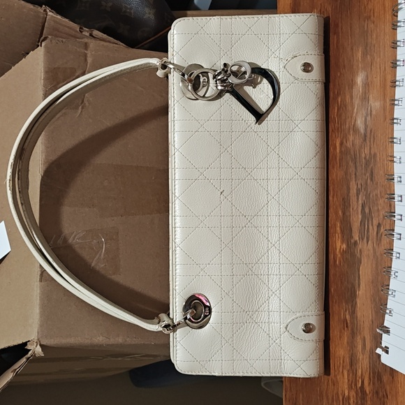 Dior East West Lady - Picture 1 of 8